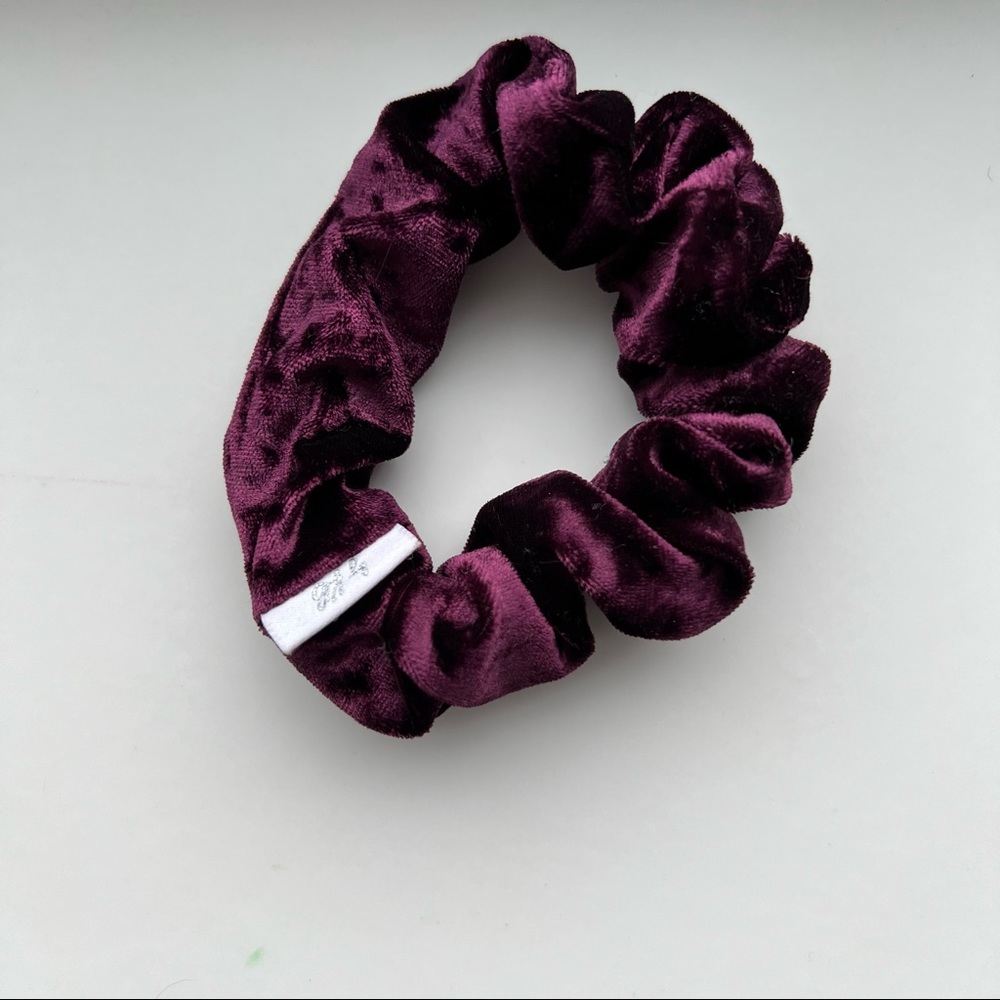 Dew Edit Scrunchie